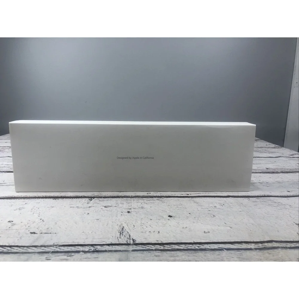 Genuine Apple A1243 Wired Mac USB Keyboard w/ Numeric Keypad White -Tested